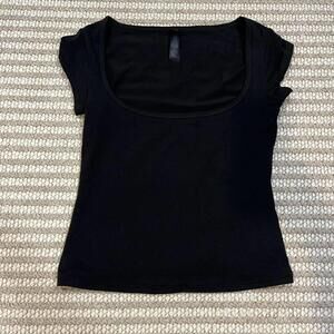 Skims Scoop Neck Cotton Blend Jersey Short Sleeve T-Shirt